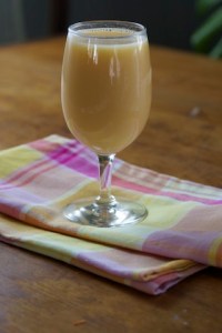 Peachy Green Tea Smoothie